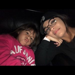 Meet your Posher, Raquel